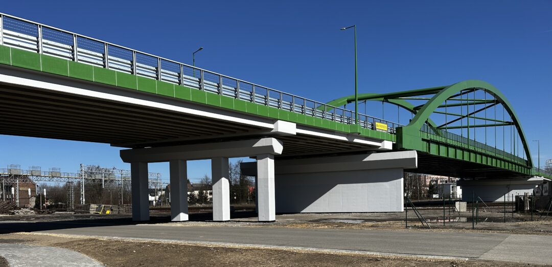 Droga Wojewódzka z wiaduktem w Lublińcu